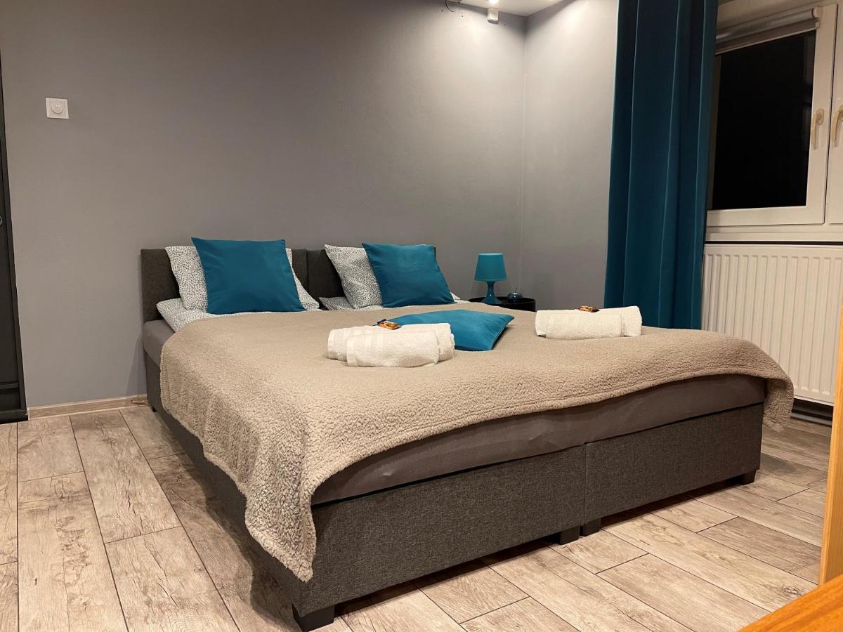 Apartamenty Pod Uwalonym Debem Jezow Sudecki Exterior foto