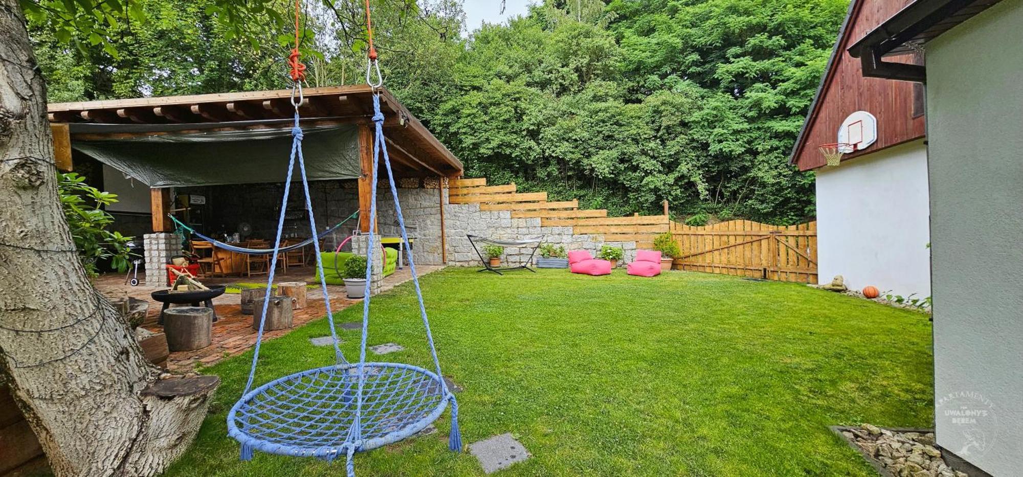 Apartamenty Pod Uwalonym Debem Jezow Sudecki Exterior foto